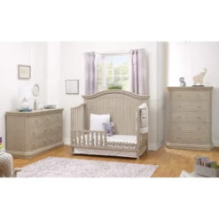 Sorelle Vista Elite Double Dresser 26 Sorelle Vista Elite Double Dresser -Babyletto Store 200501VistaBrixyHeritageFogToddlerLifestyleF d3ae22f6 1384 4643 b44c 4100a56ea172
