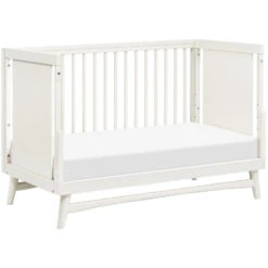 Babyletto Peggy 3-in-1 Convertible Crib 30 Babyletto Peggy 3-in-1 Convertible Crib -Babyletto Store M15401RW White Background 04