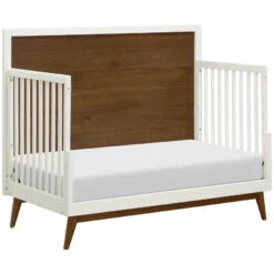 Babyletto Palma 4-in-1 Convertible Crib 18 Babyletto Palma 4-in-1 Convertible Crib -Babyletto Store M15901RWNL White Background 05 6420b314 767b 4052 b7f0 b16d2e2ff27e
