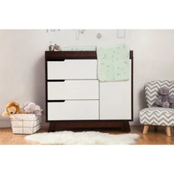 Babyletto Hudson 3-Drawer Changer Dresser With Removable Changing Tray -Babyletto Store M4223QW Lifestyle Main 02 d723cadb 26b5 4745 abb7 25c733ba0d14